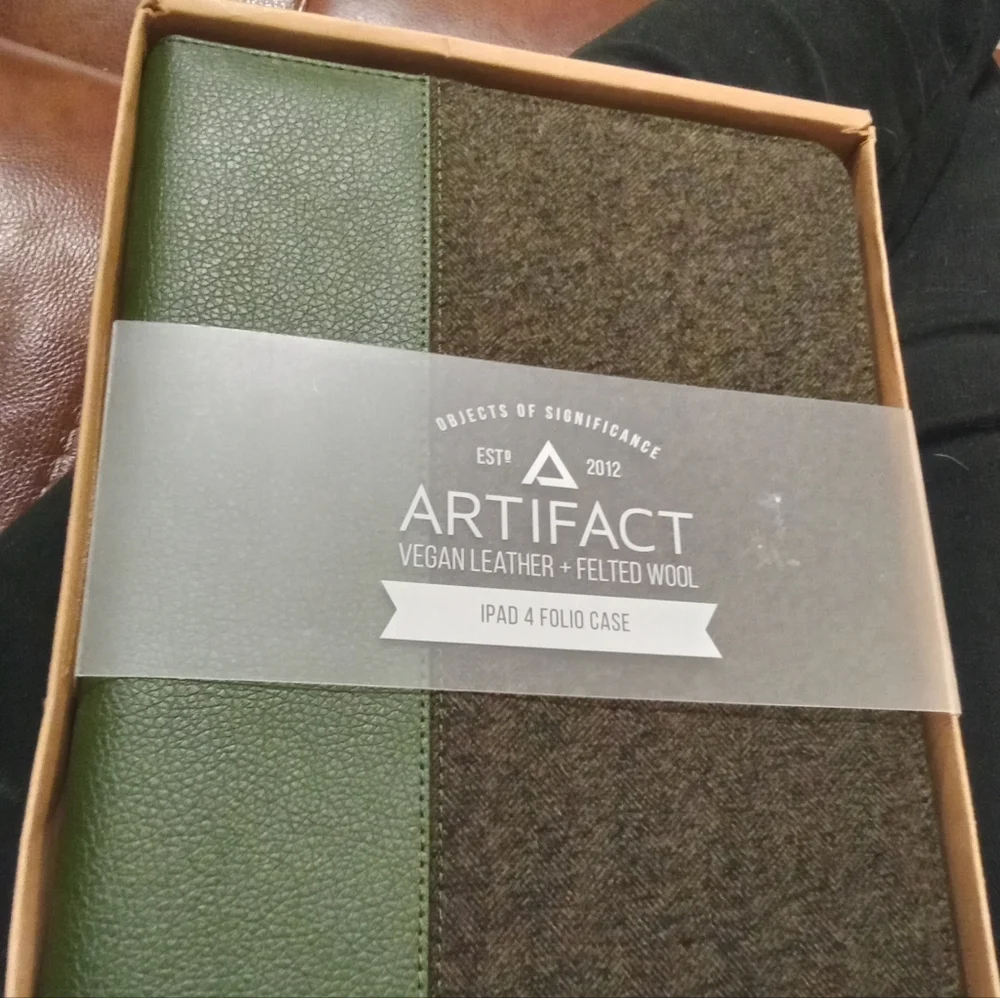 Artifact ipad 4 folio case